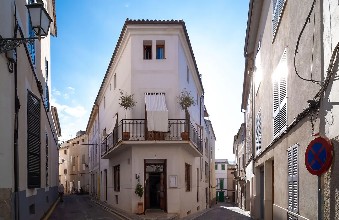Hotel Forn Nou-1
